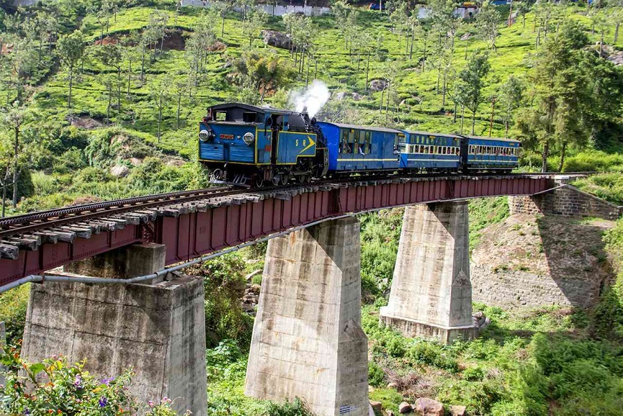 Toy train